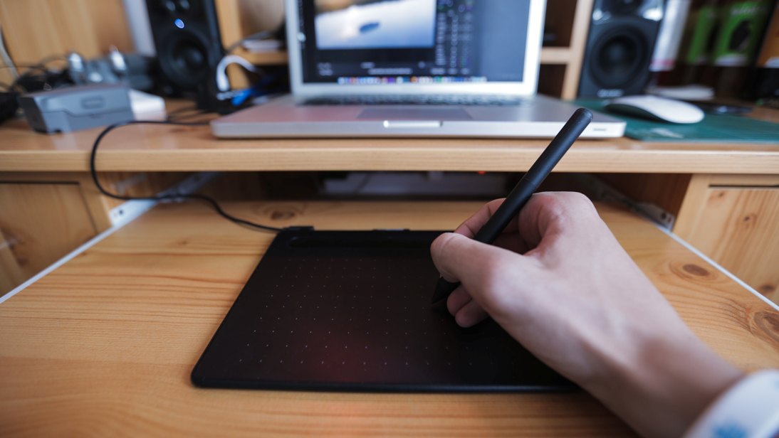 13 BEST LAPTOPS FOR DRAWING – 2022